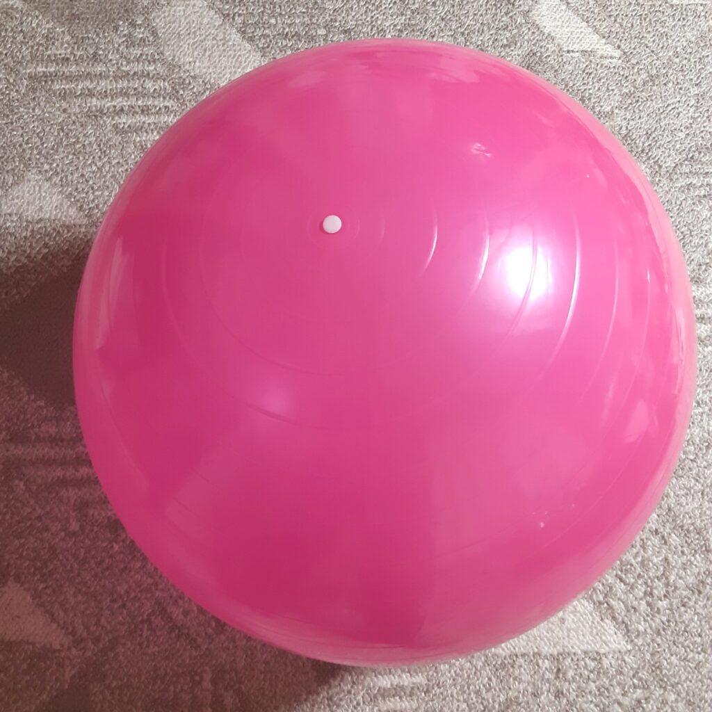 ピラティスボール小型