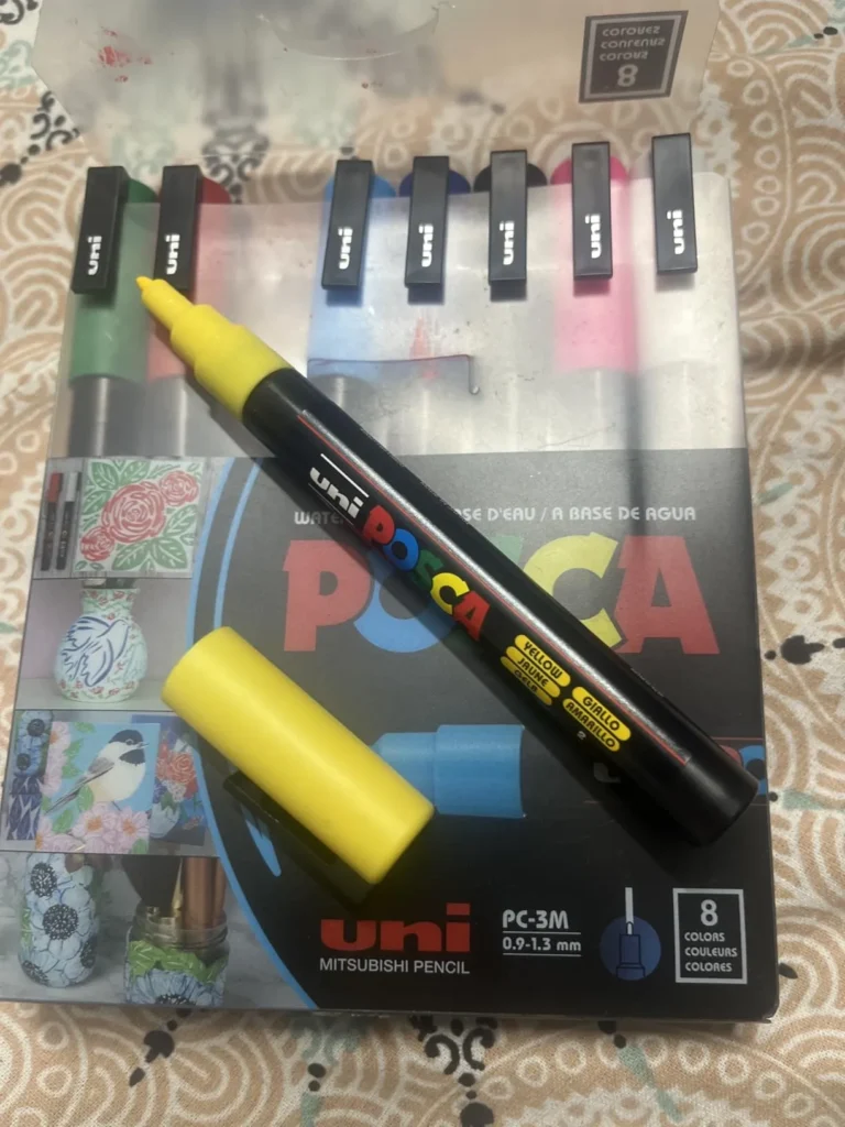 100均3社のポスカ代替品を比較