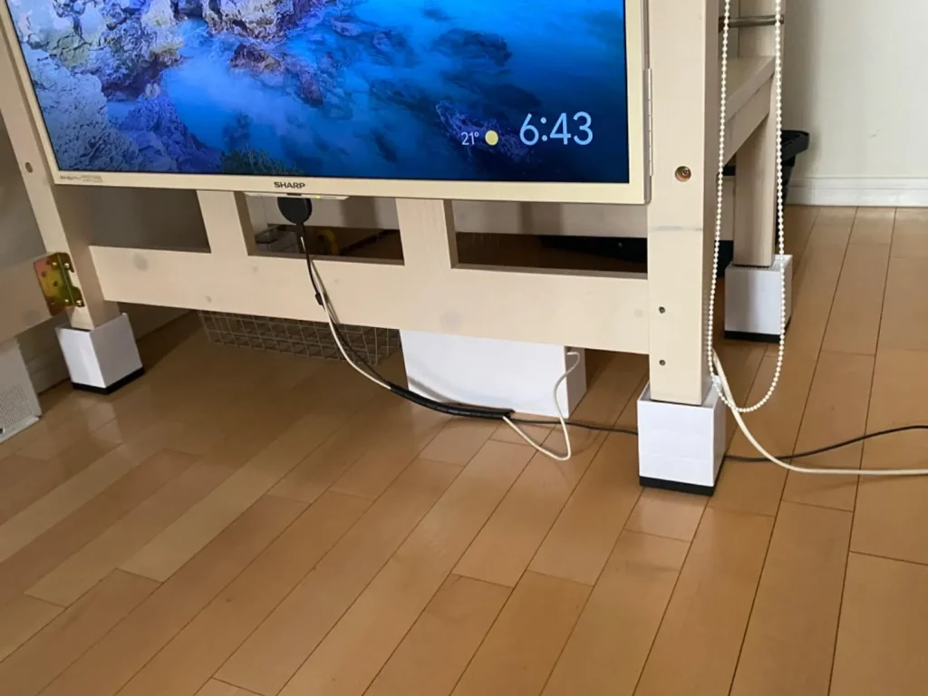 机の高さ上げグッズが100均で見つからない理由
