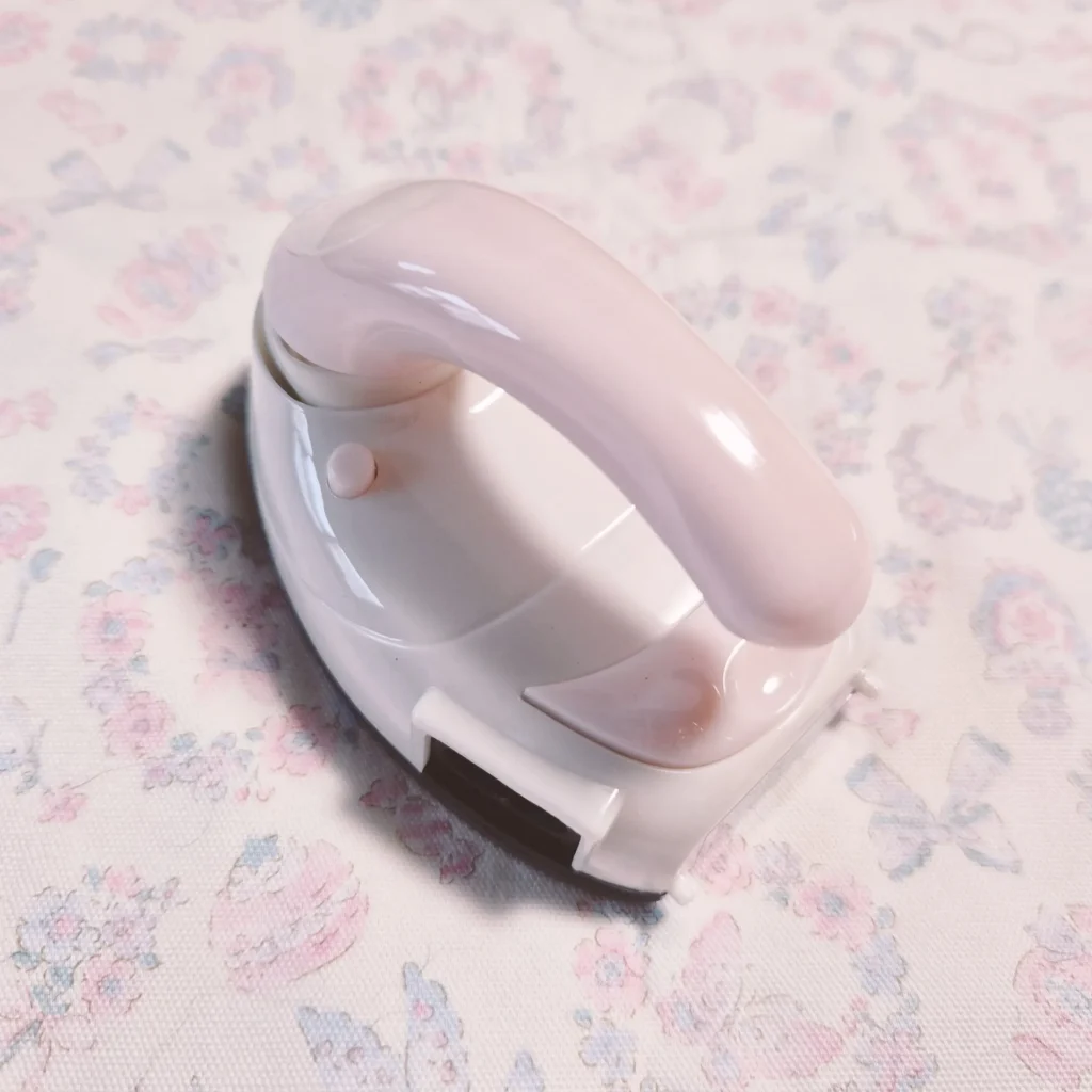 ミニアイロンの代替品・100均で買えるシワ伸ばしグッズ